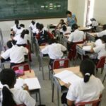Prohibición de celulares en escuelas: razón, impacto y experiencias internacionales